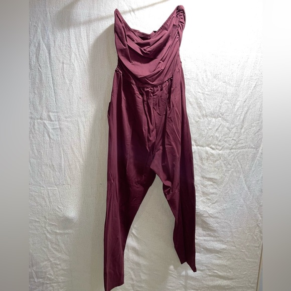 Strapless Jumpsuit - Picture 9 of 10